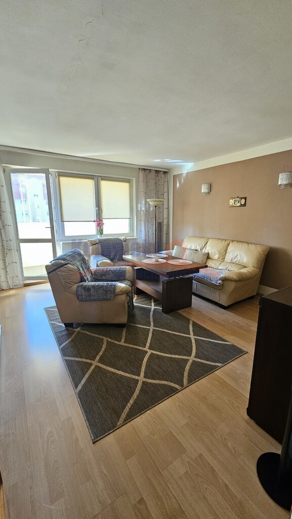 3 śliczne pokoje z balkonem czeka na najemcę :-) (7)