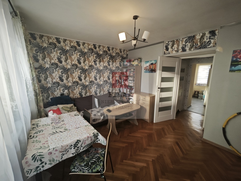 Centrum, słoneczne, 3-pokojowe mieszkanie + balkon (4)