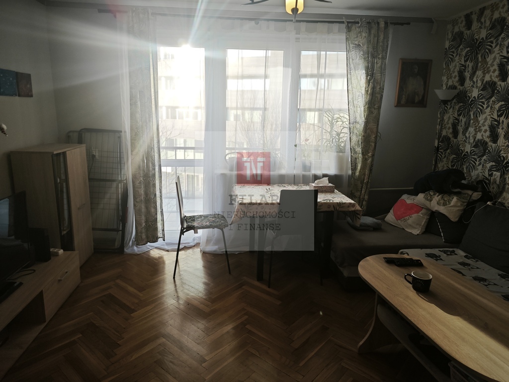 Centrum, słoneczne, 3-pokojowe mieszkanie + balkon (9)