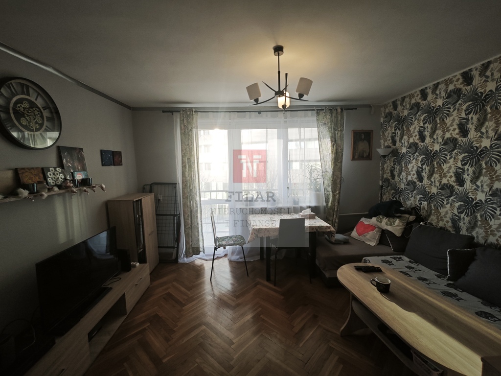 Centrum, słoneczne, 3-pokojowe mieszkanie + balkon (11)