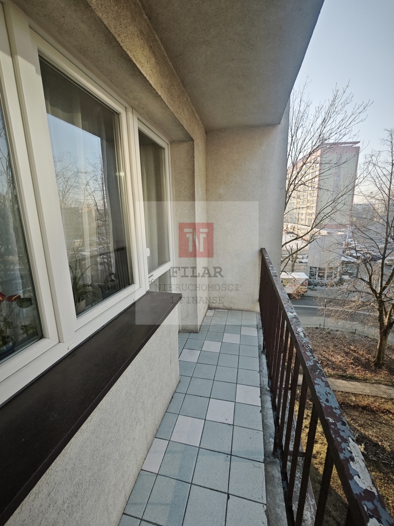 Centrum, słoneczne, 3-pokojowe mieszkanie + balkon (15)