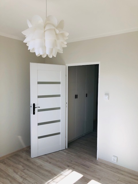 mieszkanie na ul.Thugutta po generalny remoncie (10)