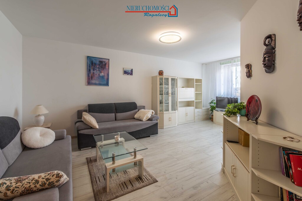 Mieszkanie dwupokojowe z oddzielną kuchnią (1)