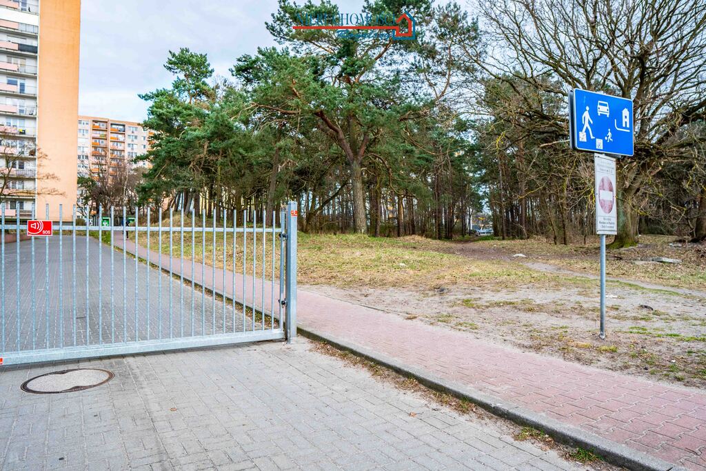 Mieszkanie dwupokojowe z oddzielną kuchnią (9)