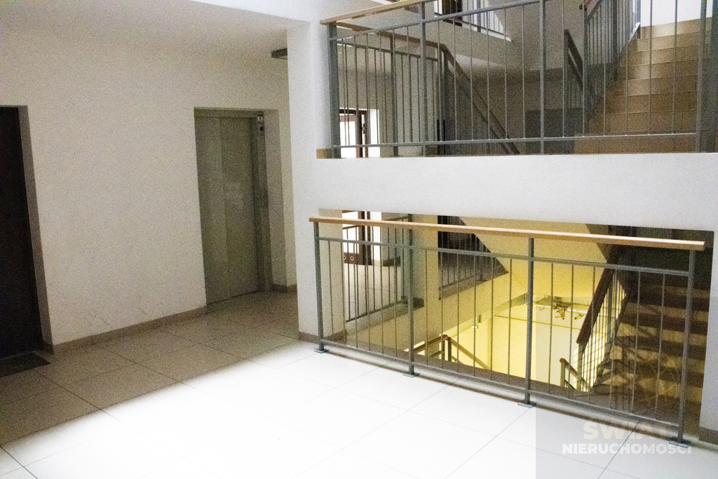 Na sprzedaż 3 pokojowe mieszkanie z ogrodem (21)