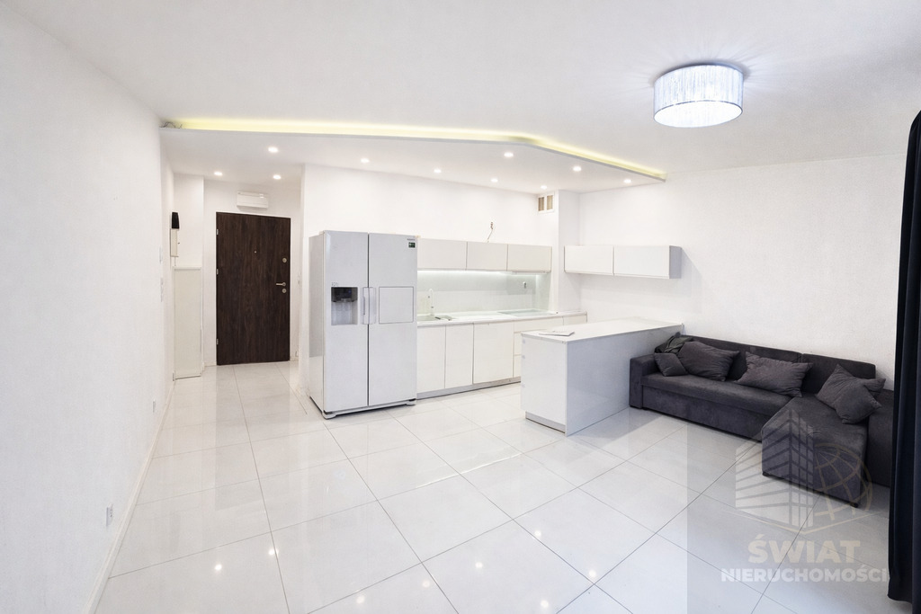 Na sprzedaż 3 pokojowe mieszkanie z ogrodem (2)