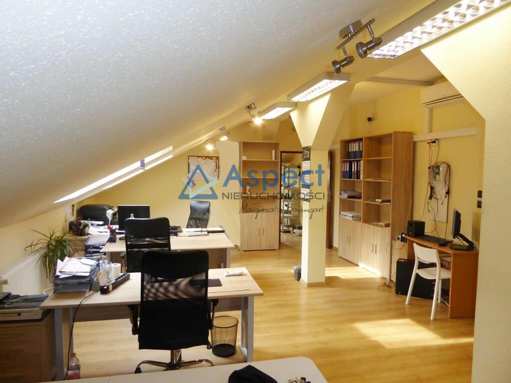 Wynajem, biuro z msc parkingowym, Centrum, pobl. (11)