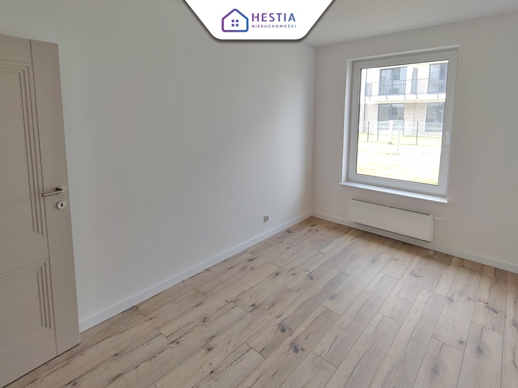 Mieszkanie z ogródkiem i miejscem postojowym! (7)