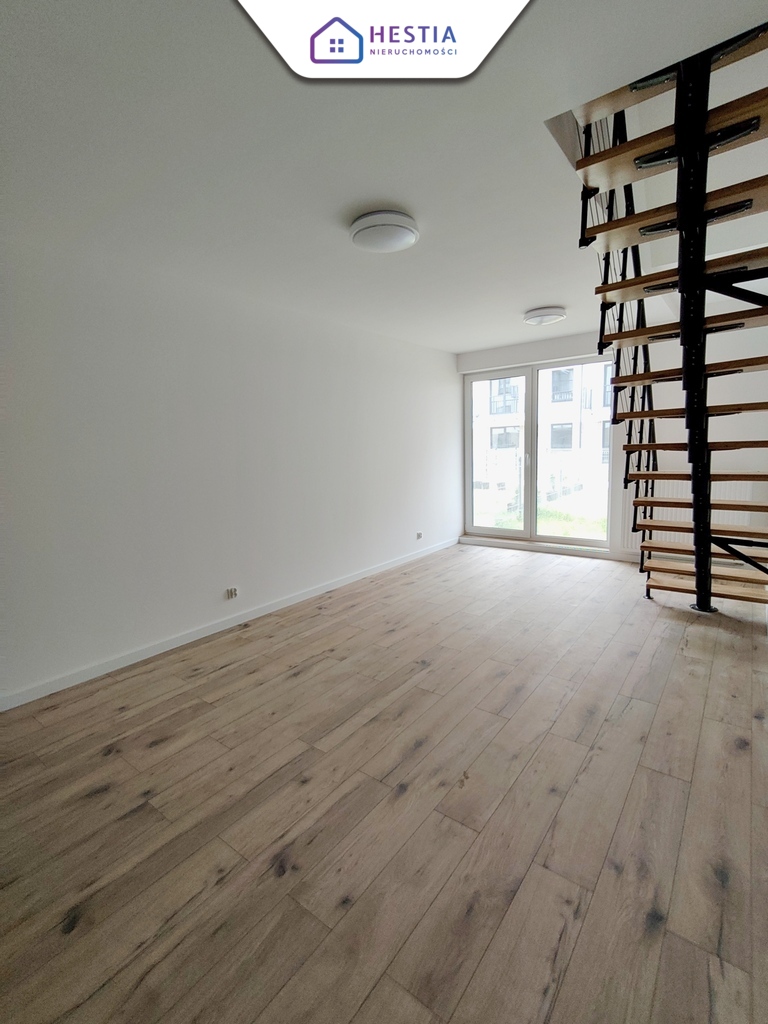 Mieszkanie z ogródkiem i miejscem postojowym! (3)