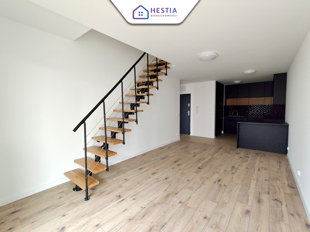 Mieszkanie z ogródkiem i miejscem postojowym! (2)