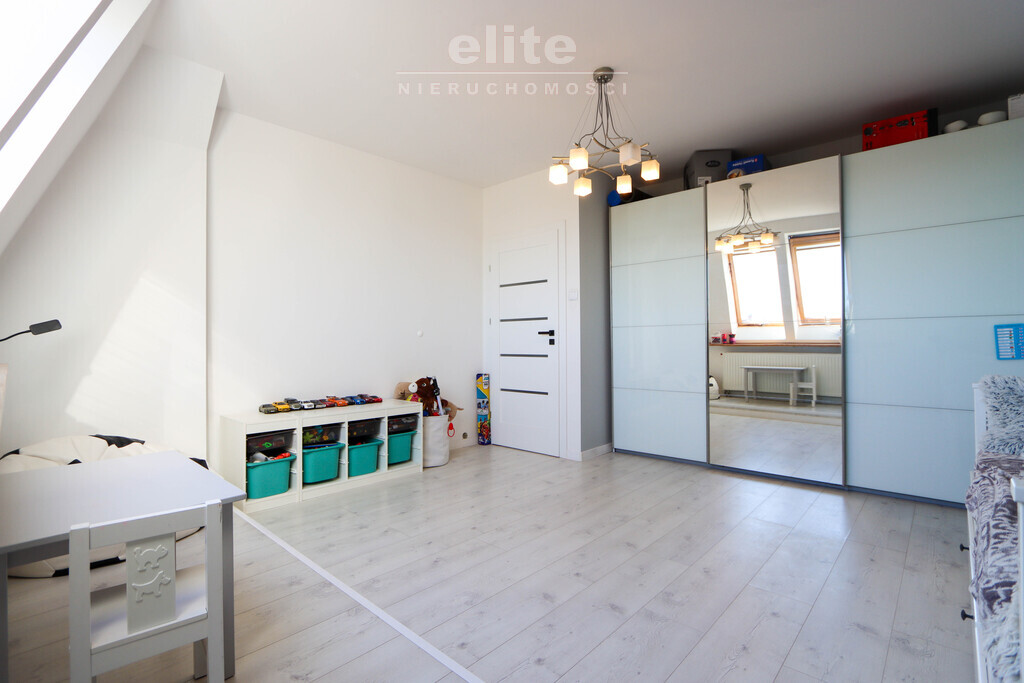 3 duże słoneczne pokoje centrum park urząd (18)