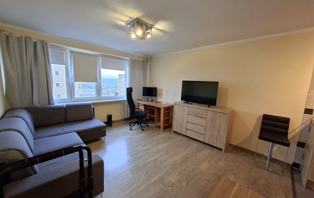 Kawalerka na Pomorzanach (1)