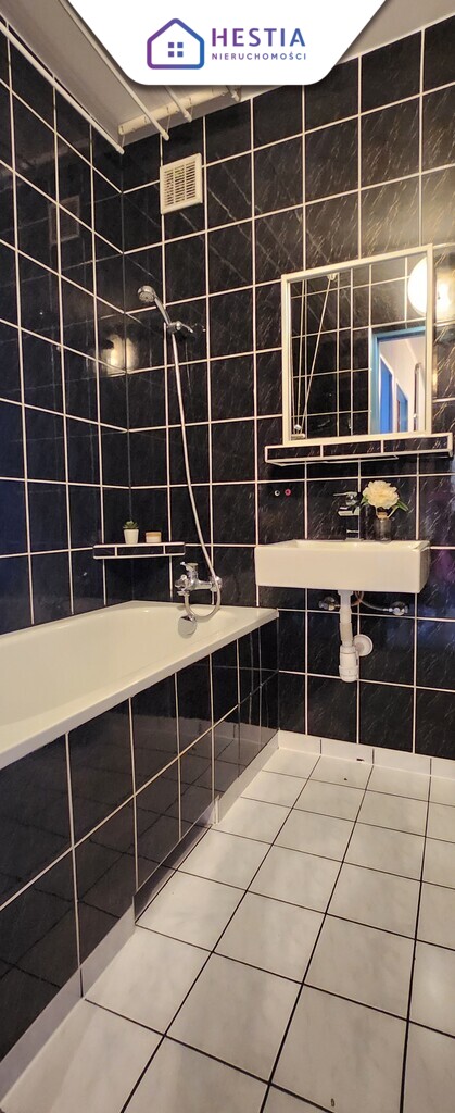 3-pokoje, balkon, garaż przy Manhattanie (5)