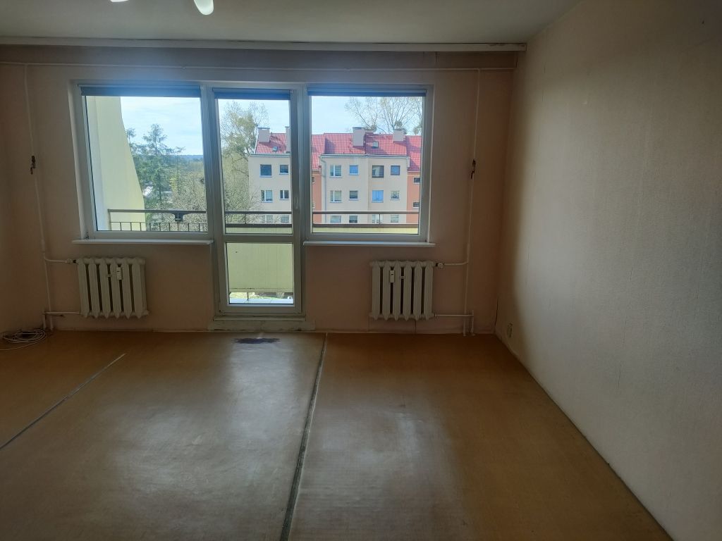 Na sprzedaż 4 pokojowe 73m2 z balkonem Płonia (2)