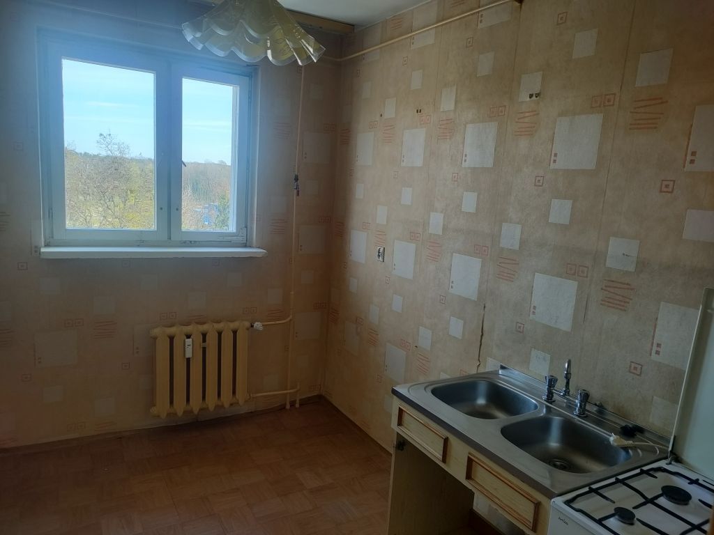Na sprzedaż 4 pokojowe 73m2 z balkonem Płonia (4)
