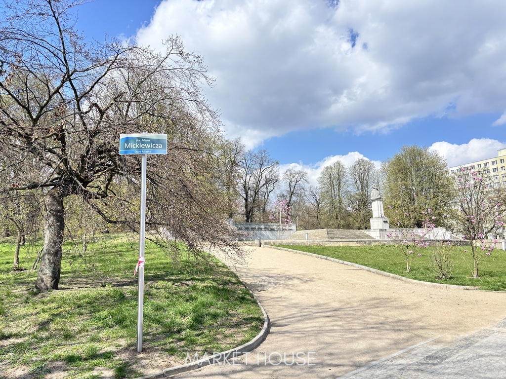 Wały Chrobrego - kawalerka przy parku (1)