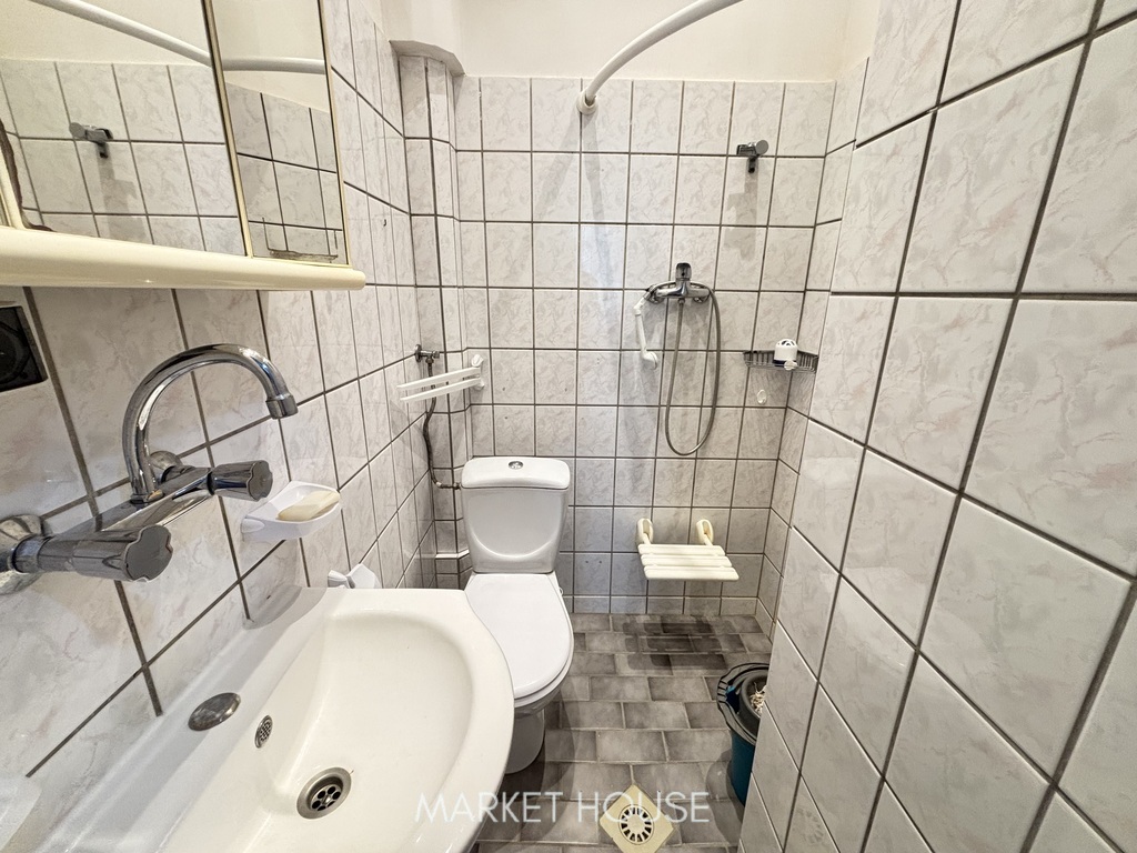 Wały Chrobrego - kawalerka przy parku (10)