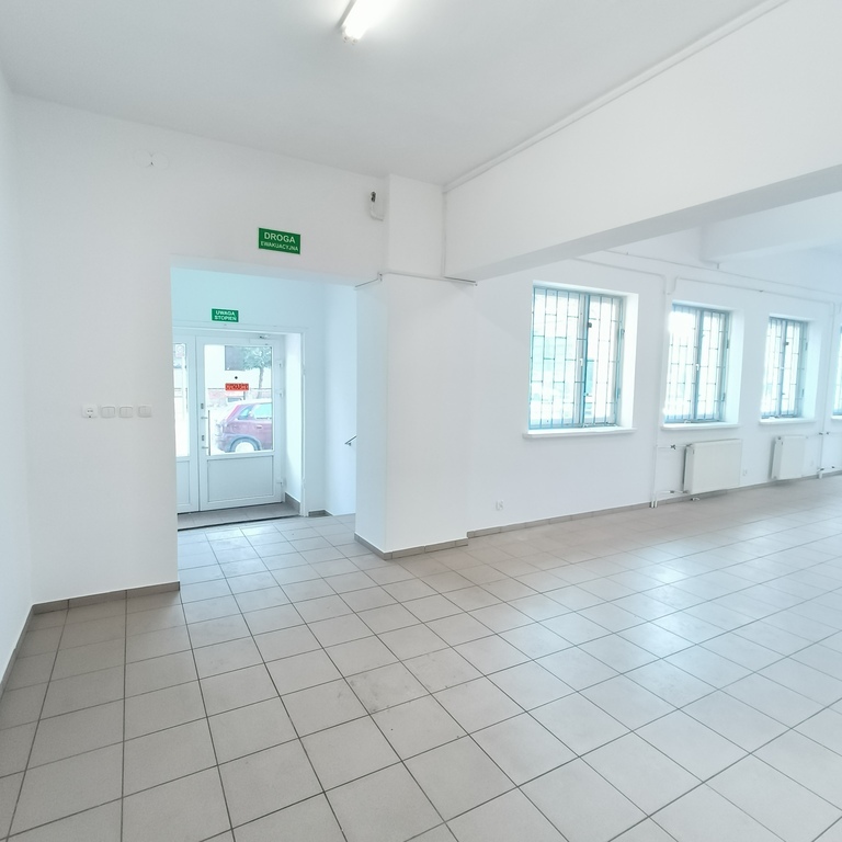 Lokal w dobrej lokalizacji, pow. 164 m2, Stargard (5)