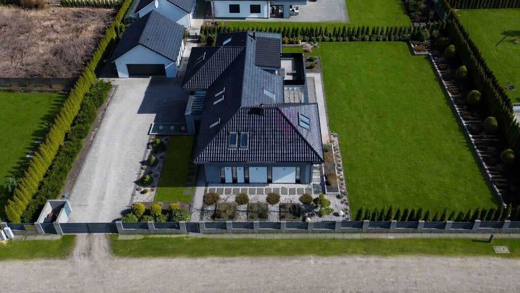 Komfortowy dom, sauna, rekuperacja, klimatyzacja! (2)