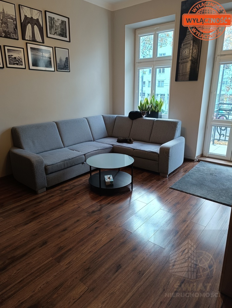 Atrakcyjne mieszkanie w centrum - 2 pokoje, balkon (3)