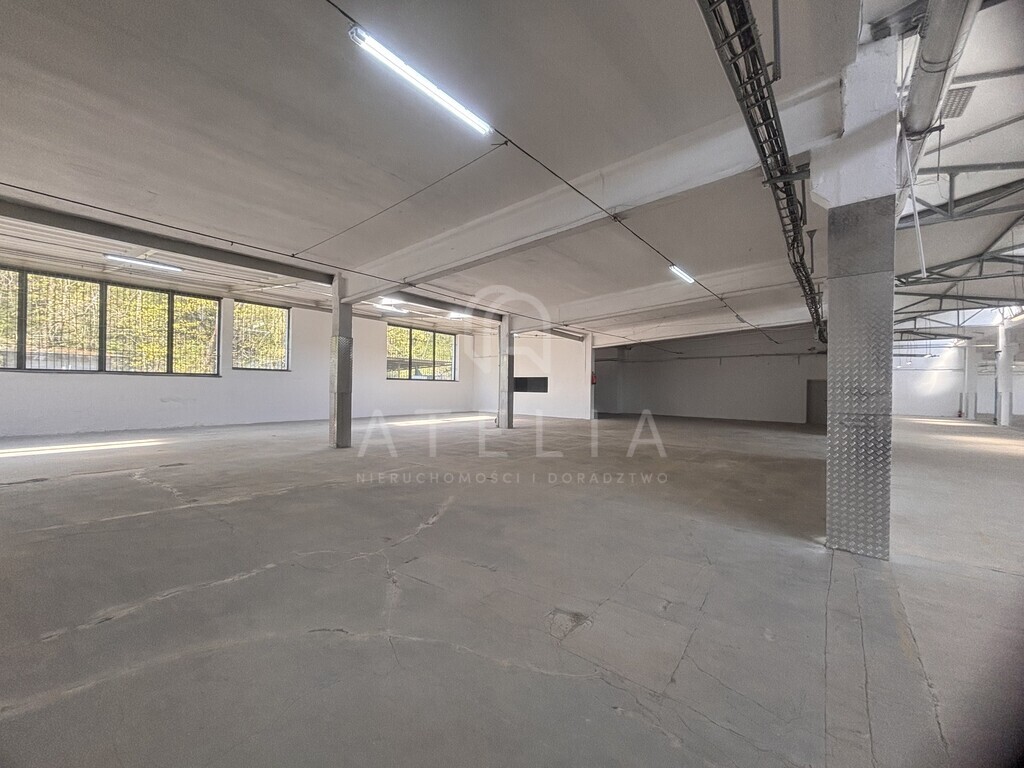 Hala magazynowo-produkcyjna do wynajęcia 200m2 (9)