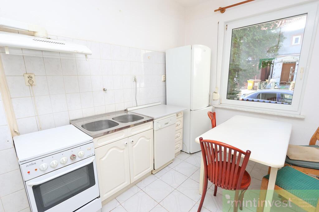 Dom-ogród-garaż Świetna lokalizacja duży potencjał (5)