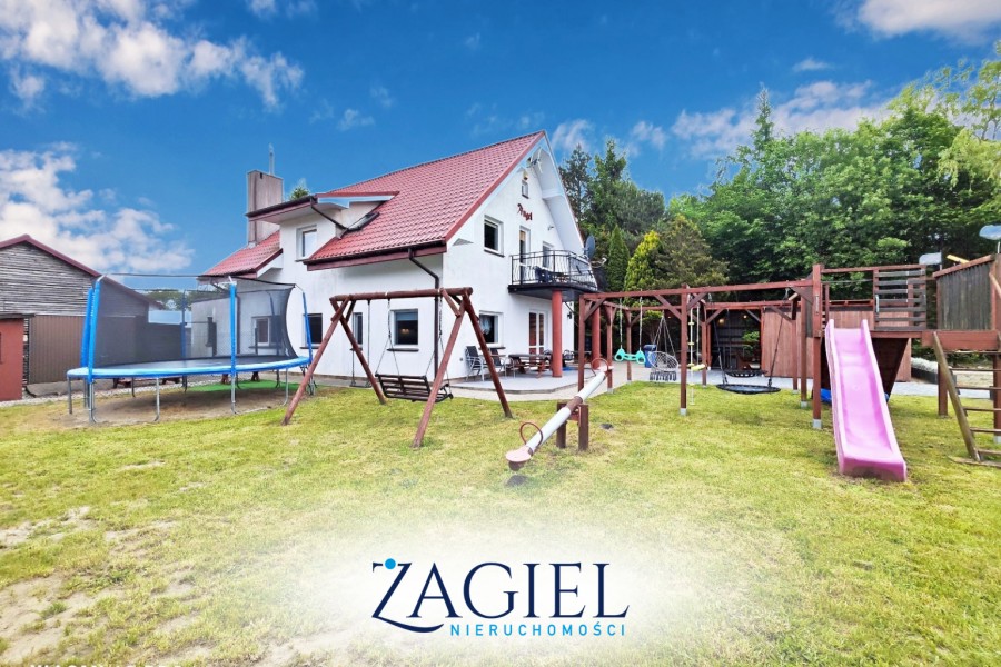 Dom z 4 apartamentami nad morzem (1)