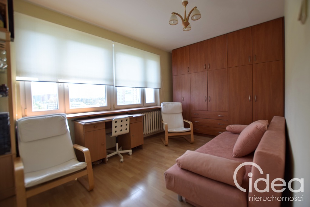 3 pokoje na os. Słonecznym, duży balkon (7)