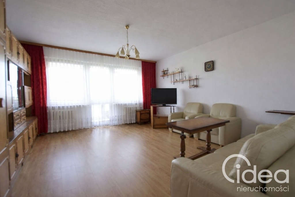 3 pokoje na os. Słonecznym, duży balkon (1)