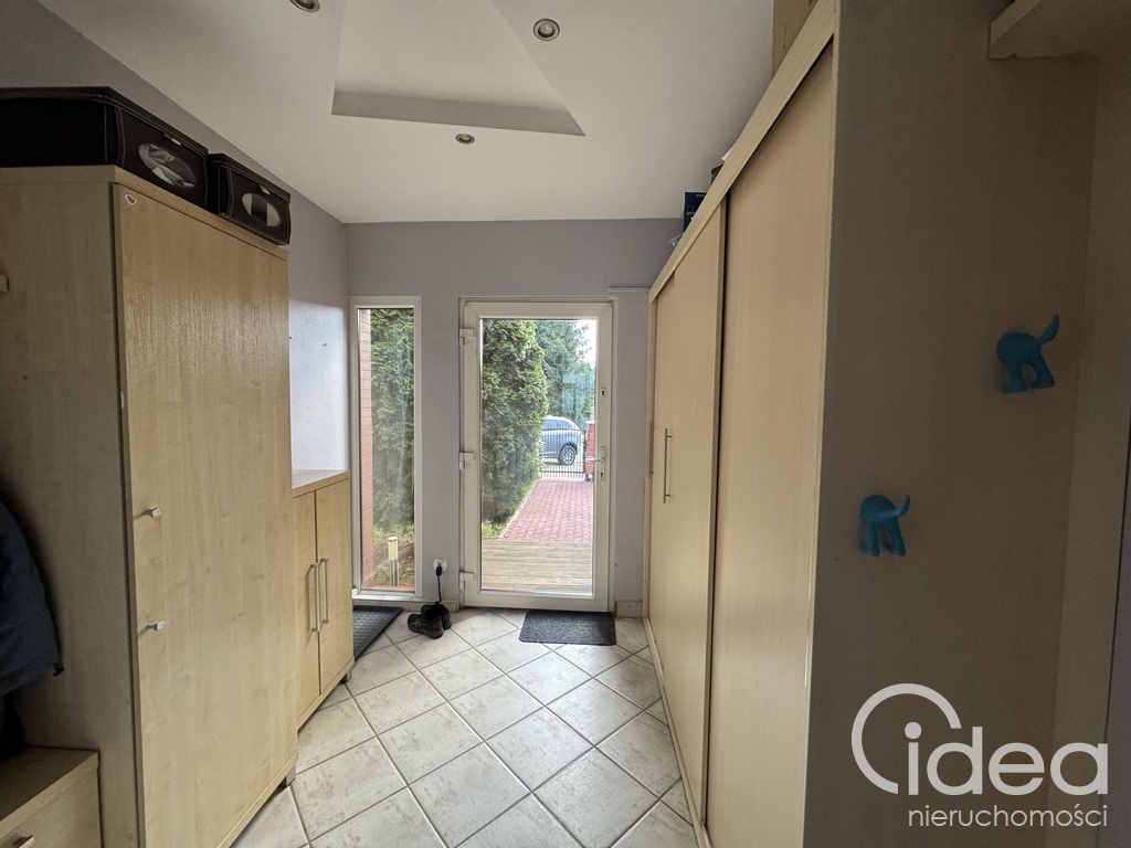 Szeregowiec 190m2, Bukowo, 2 Tarasy, Fotowoltaika (9)