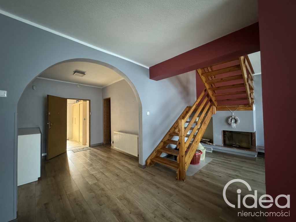 Szeregowiec 190m2, Bukowo, 2 Tarasy, Fotowoltaika (10)