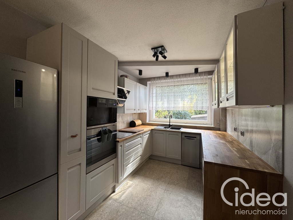 Szeregowiec 190m2, Bukowo, 2 Tarasy, Fotowoltaika (7)