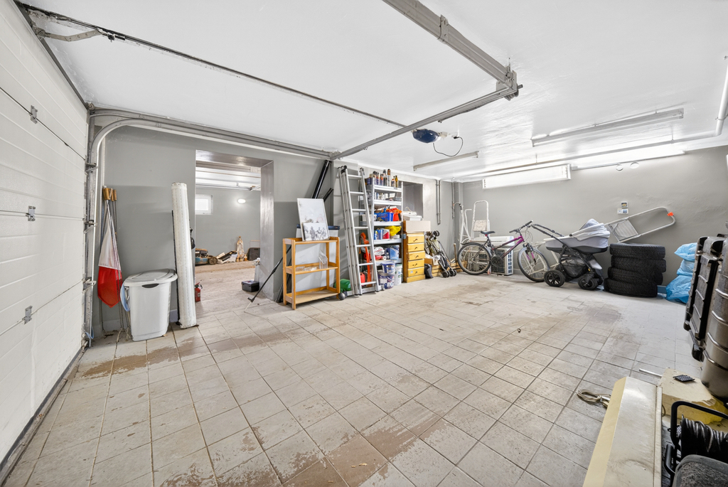 Ogromny dom 430 m2 | Idealny na biznes i życie (15)