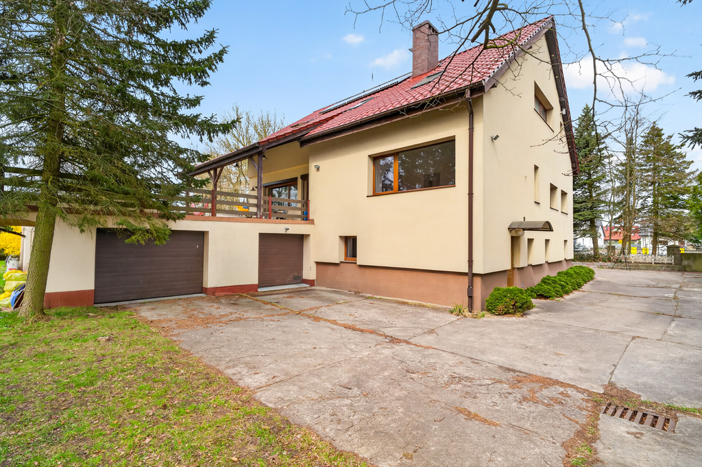 Ogromny dom 430 m2 | Idealny na biznes i życie (16)