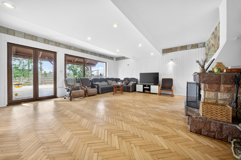 Ogromny dom 430 m2 | Idealny na biznes i życie (1)