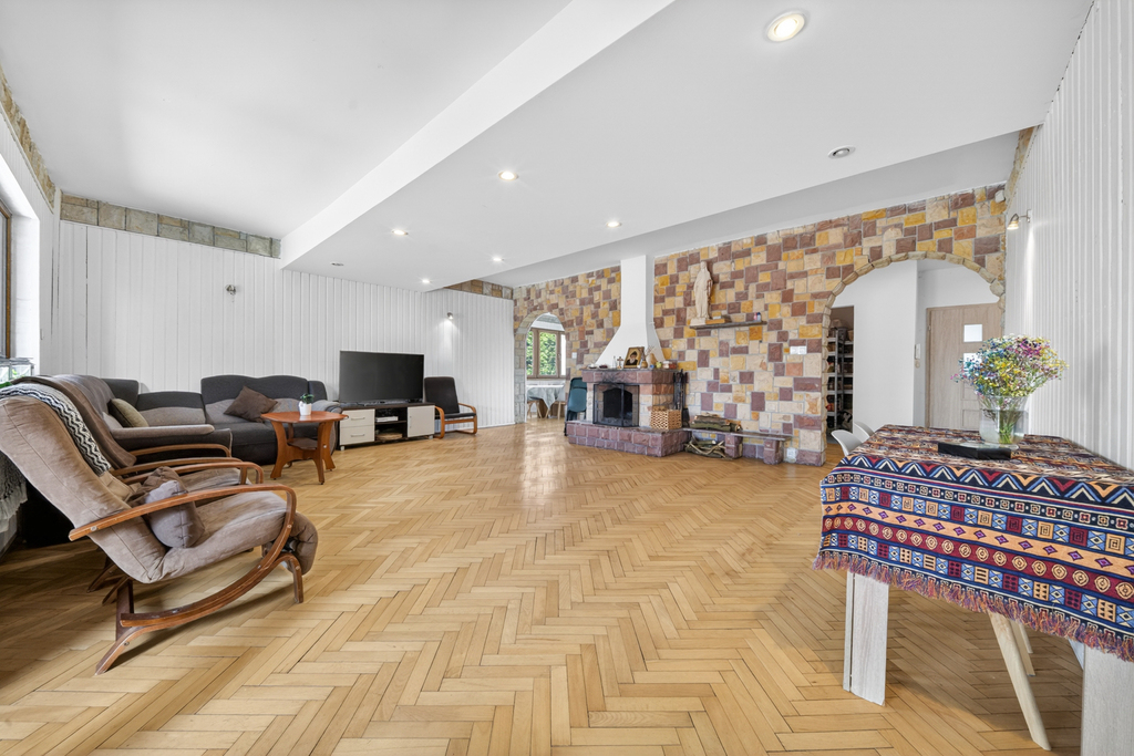 Ogromny dom 430 m2 | Idealny na biznes i życie (4)