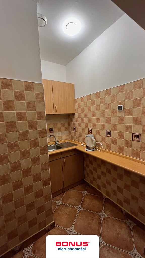 Lokal usługowy, witryna - dobra lokalizacja (18)