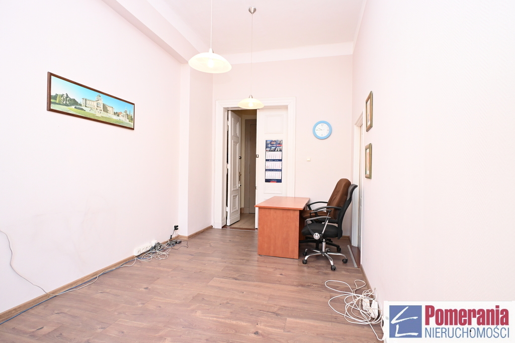 Biuro/pokój do wynajęcia w centrum 17m2 !!! (1)