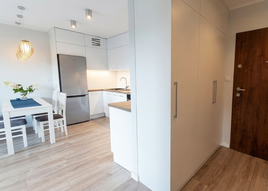 2-pokojowe mieszkanie z miejscem postojowym. (3)