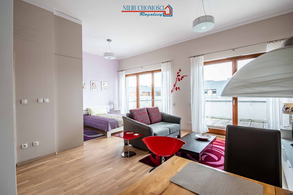 Kawalerka z dużym tarasem (7)