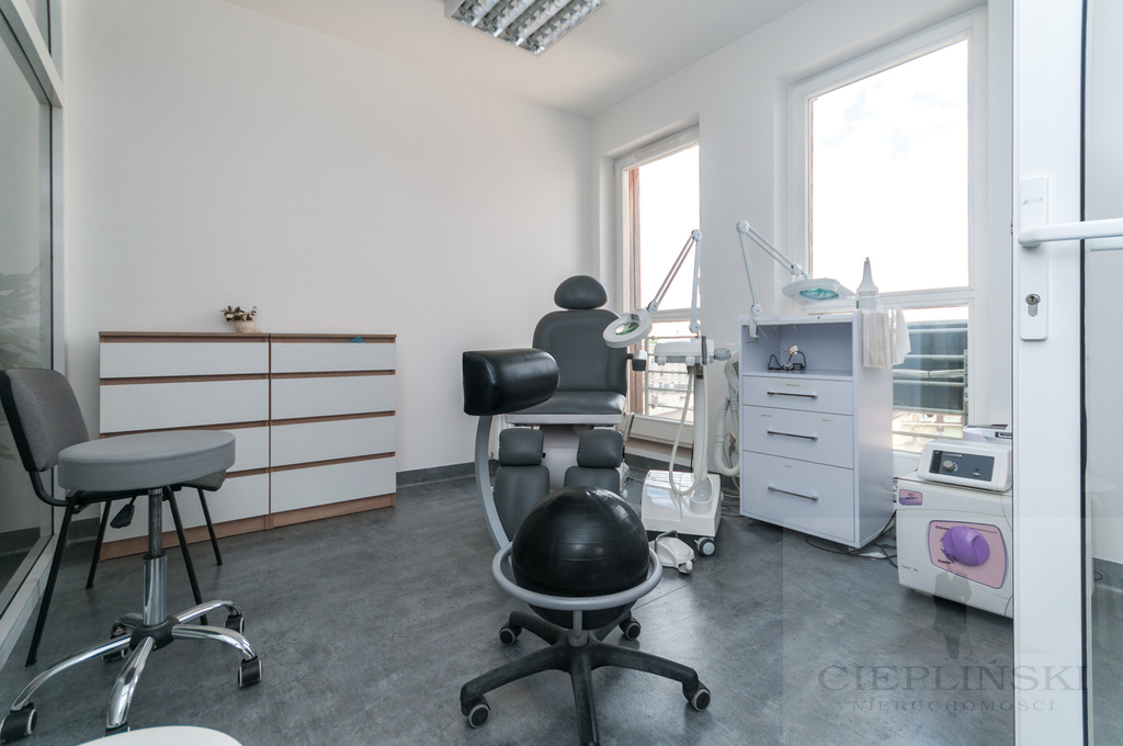 lokal medyczny na gabinety przy Deptaku Bogusława (4)