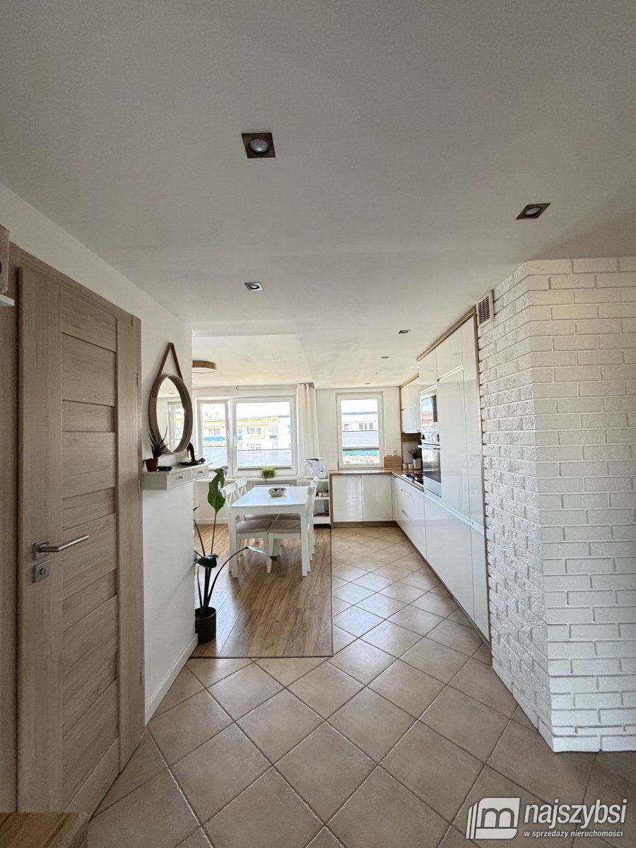 Kołobrzeg-Mieszkanie 3 pokojowe  (2)