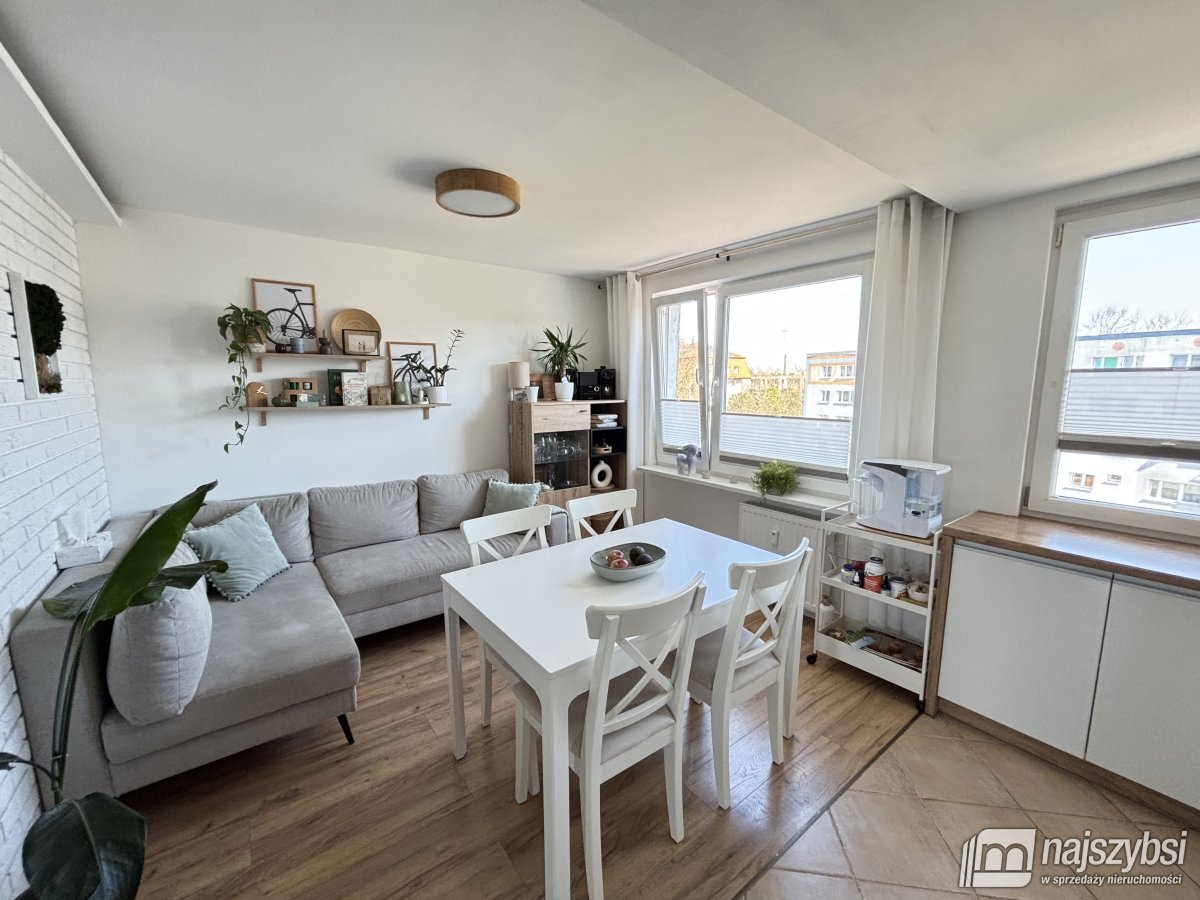 Kołobrzeg-Mieszkanie 3 pokojowe  (3)