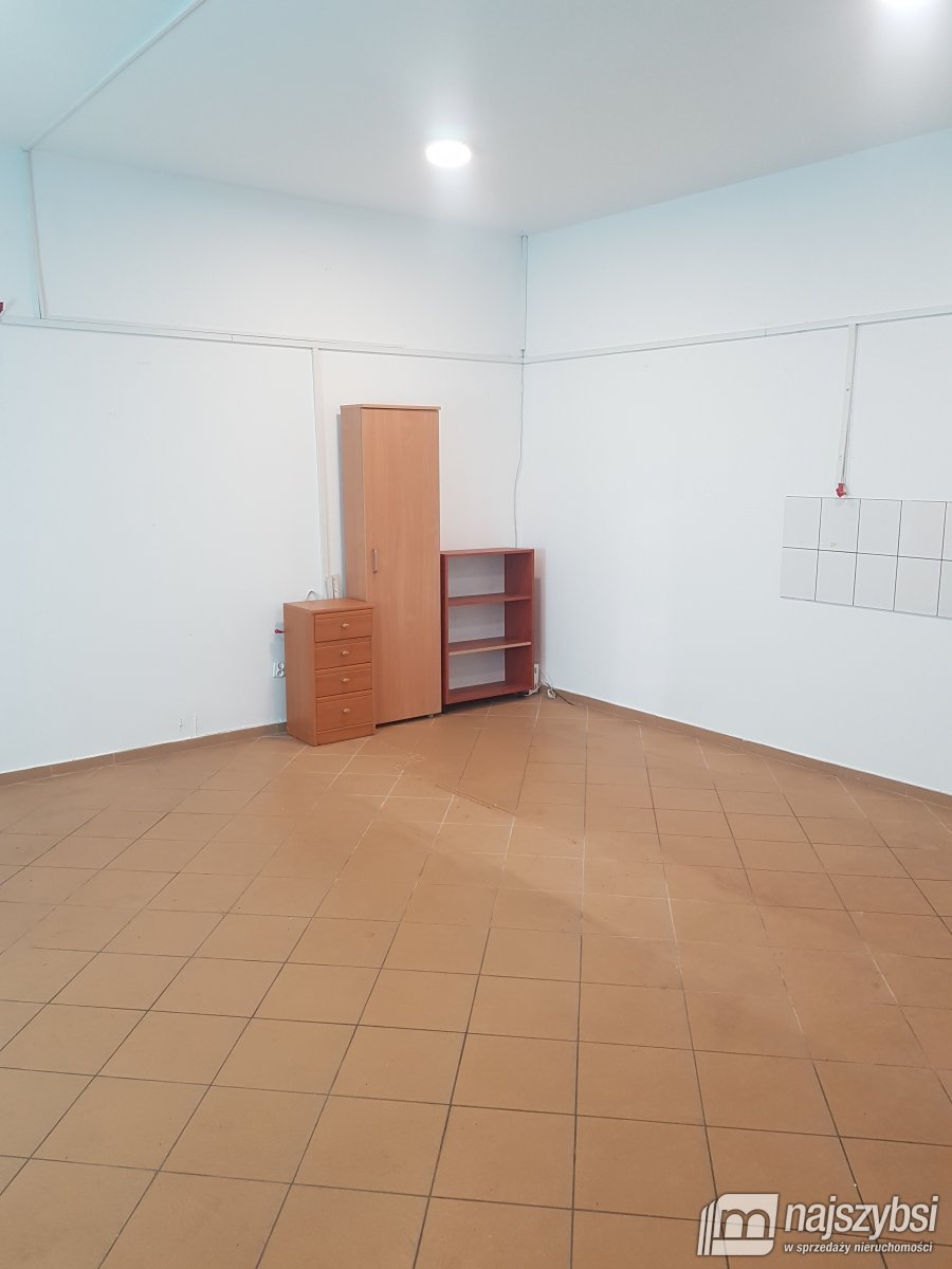 Redło- lokal usługowo-handlowy (8)