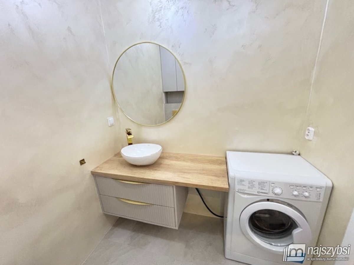 Kołobrzeg - Luksusowa kawalerka w centrum  (11)