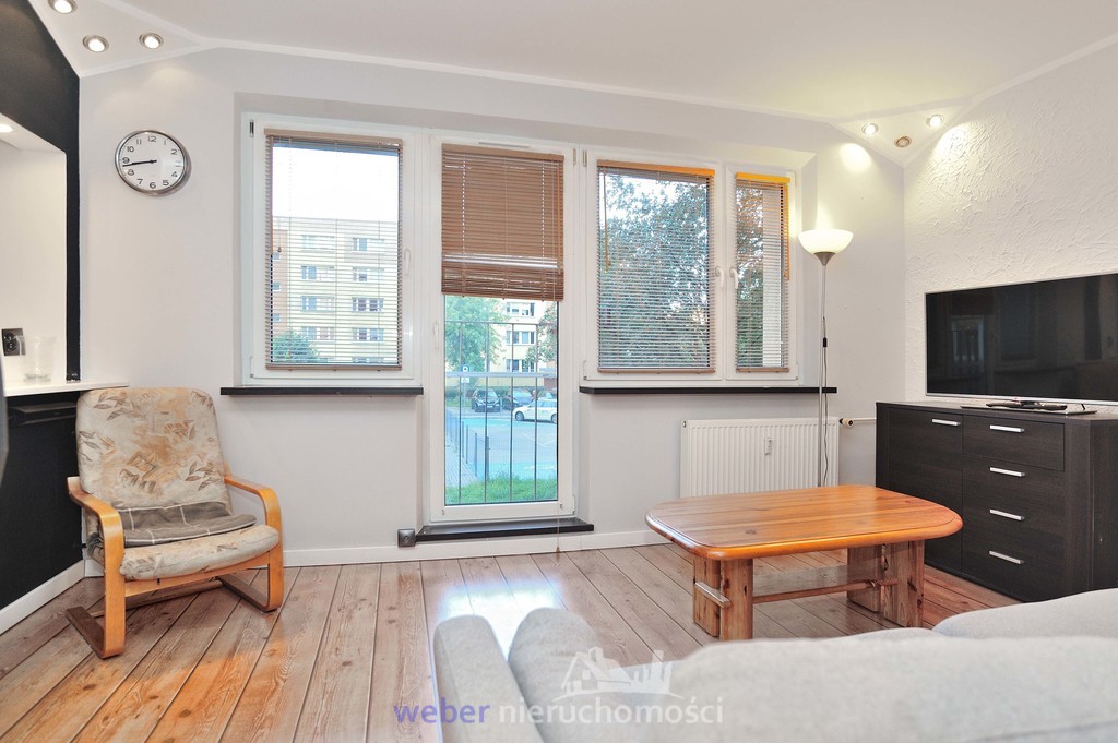 Komfortowa kawalerka na os. Zawadzkiego (3)