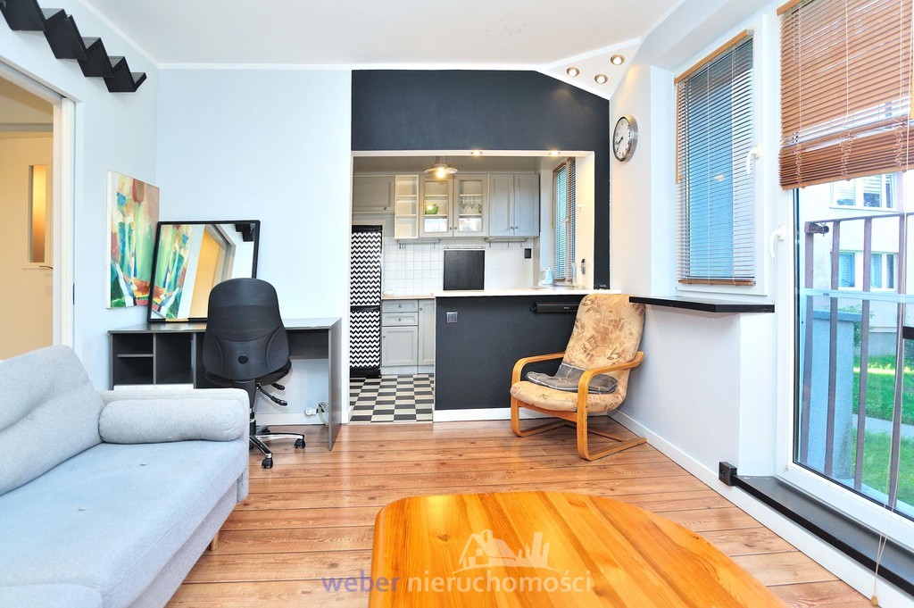 Komfortowa kawalerka na os. Zawadzkiego (8)