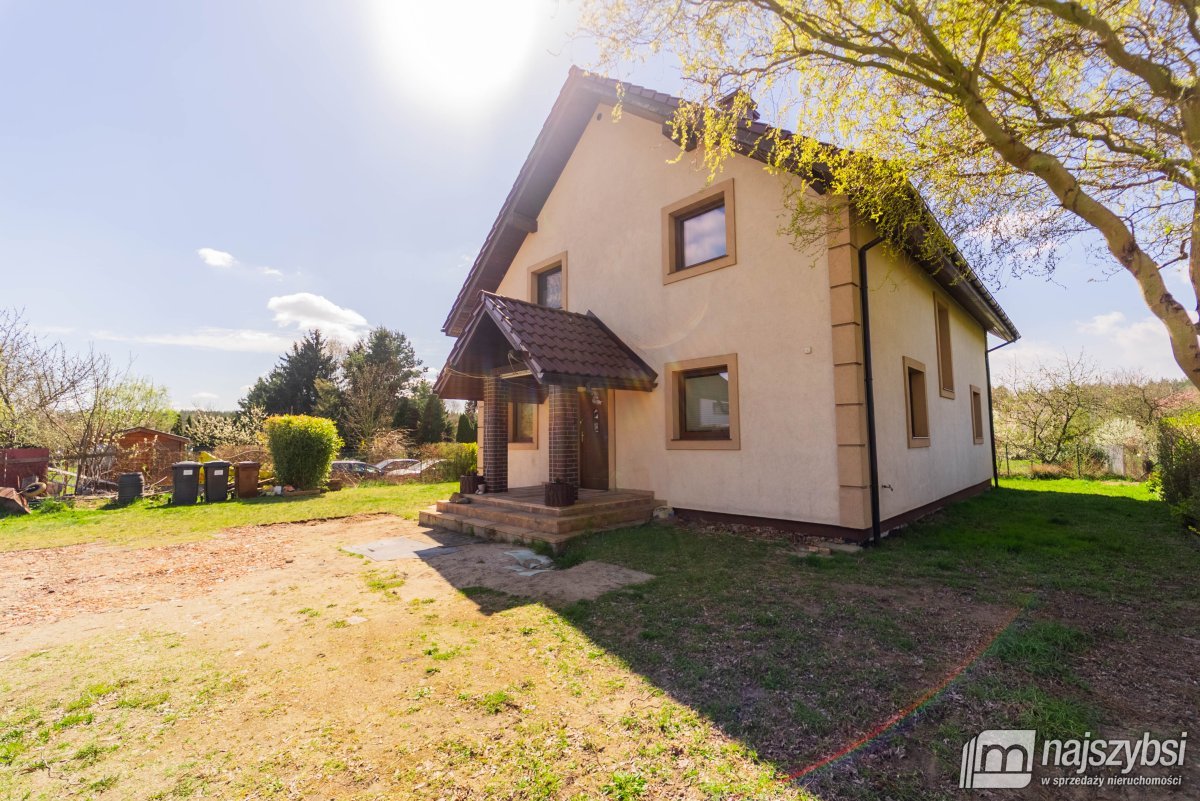 Goleniów- dom w dzielnicy Helenów (29)