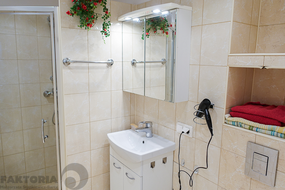 Blisko Wałów Chrobrego, Filharmonii, Parku (12)