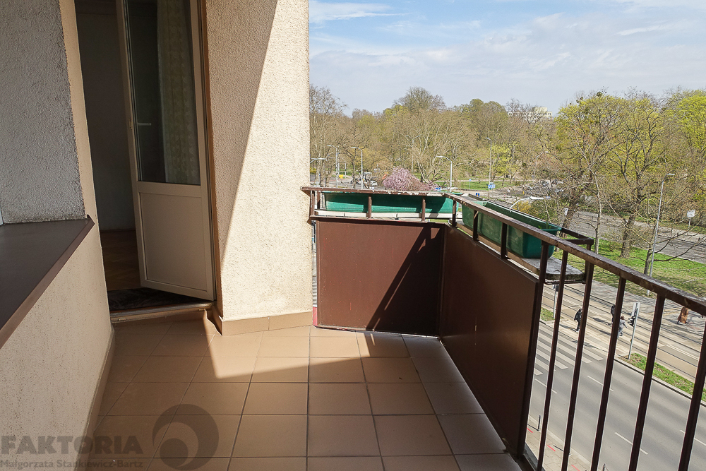 Blisko Wałów Chrobrego, Filharmonii, Parku (19)